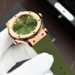 Hublot Best Replica Watch Classic Fusion King Gold Green Dial Movement SW300 Swiss Made 42mm - Image 4