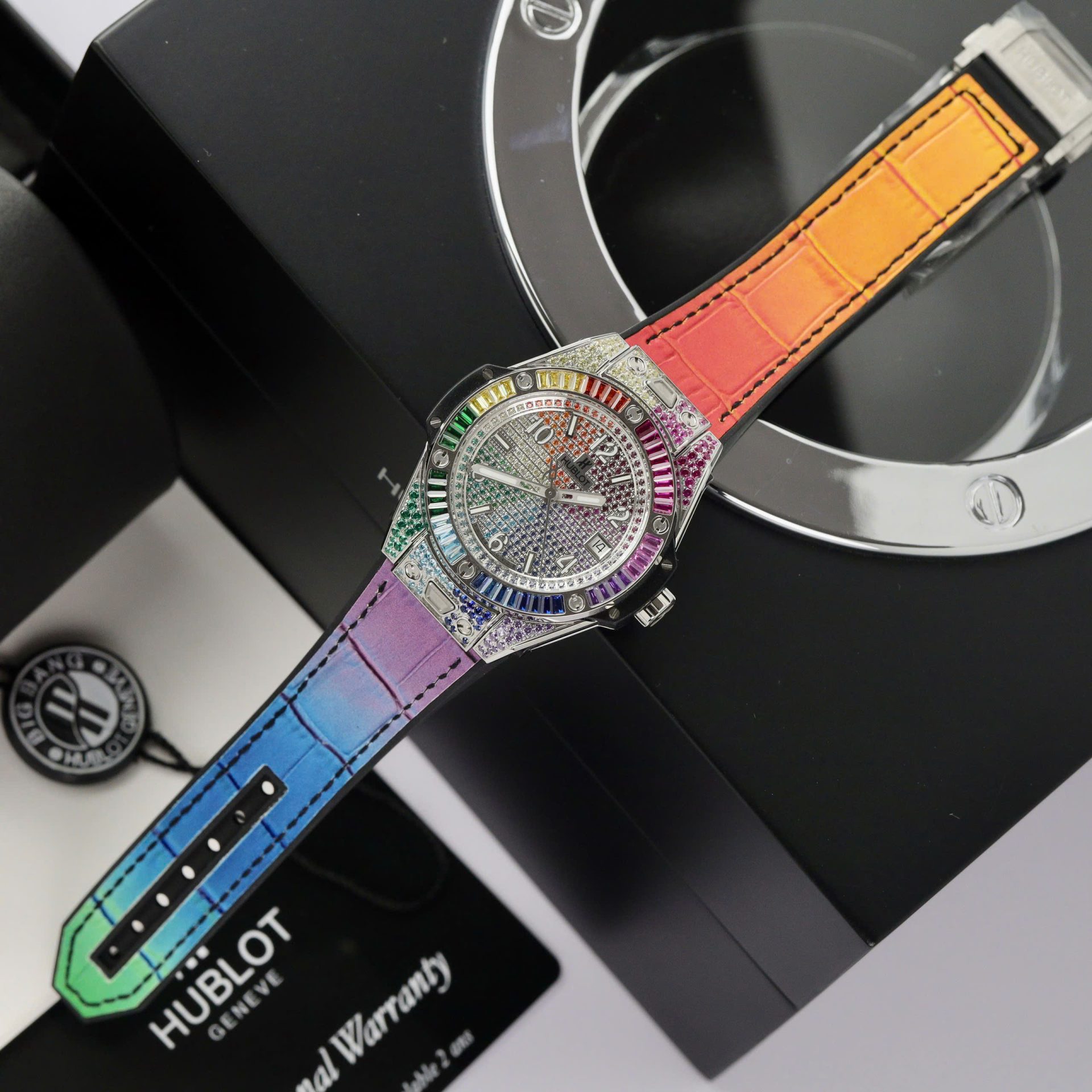 Dong-Ho-Hublot-Replica-11-Big-Bang-One-Click-Rainbow-Unisex-39mm-8.jpg Hublot Luxury Fake Watches Big Bang One Click Rainbow Unisex 39mm - Image 1