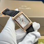 Jaeger LeCoultre Copies Watch Master Reverso Tribute Monoface Small Seconds Leather Strap 27.4×45.6mm - Image 2