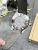 Longines HydroConquest Replica Watches Best Quality Gray Dial Rubber Strap AF Factory 43mm - Image 7