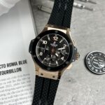 Hublot Fake Watch Big Bang King Gold Black Dial Rubber Strap 44mm - Image 2