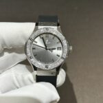 Hublot Replica Watch With Moissanite Diamonds Rubber Strap 33mm - Image 3