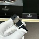 Hublot Classic Fusion Replica Watch With Moissanite Diamond Rubber Strap HB Factory 33mm - Image 6