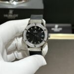Hublot Classic Fusion Replica Watch With Moissanite Diamond Rubber Strap HB Factory 33mm - Image 3