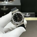 Hublot Classic Fusion Replica Watch With Moissanite Diamond Rubber Strap HB Factory 33mm - Image 4