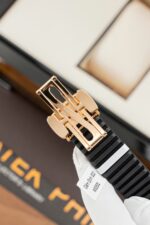 Patek Philippe Best Replicas Aquanaut 5067 Customized Moissanite Diamonds PPF Factory 35.6mm - Image 13