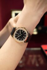 Patek Philippe Best Replicas Aquanaut 5067 Customized Moissanite Diamonds PPF Factory 35.6mm - Image 3