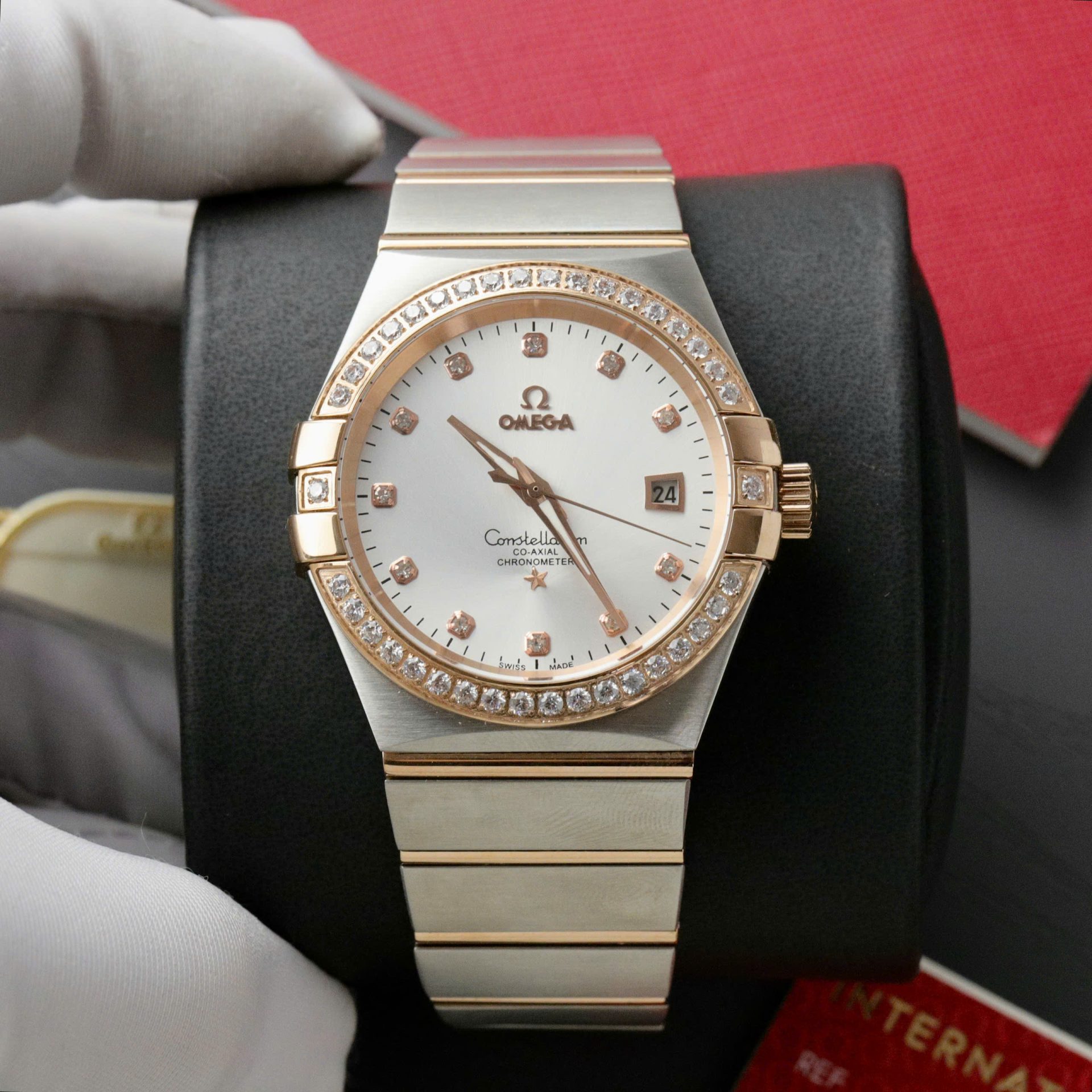 Dong-Ho-Omega-Constellation-Co-Axial-Fake-Thuy-Sy-Demi-Vang-Hong-Mat-Trang-38mm-2.jpg Omega Constellation Co-Axial Clone 11 Watch White Dial Metal Strap 38mm - Image 1