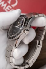 Omega Seamaster 007 Replica Watch Black Dial VS Factory 41mm - Image 4
