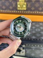 Omega Replica Watch Seamaster Aqua Terra Dial Green 43mm - Image 3