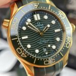 Omega Seamaster Diver 300M Replica Watches Dial Green VS Factory 42mm - Image 3