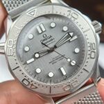 Omega Seamaster Diver 300m Replica Watch Gray Dial VS Factory 42mm - Image 4
