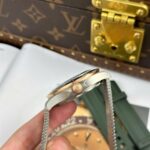 Omega Seamaster Driver 300 Replica Watch Green Dial Demi Bezel Full Set VS Factory 42mm - Image 7