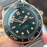 Omega Seamaster Driver 300 Replica Watch Green Dial Demi Bezel Full Set VS Factory 42mm - Image 5