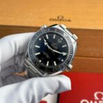 Omega Seamaster Planet Ocean 600M Replica Watch Metal Wire VS Factory 43.5mm - Image 3