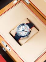 Omega Seamaster Planet Ocean 600M Replica Watches White Dial Rubber Strap VS Factory 43.5mm - Image 2