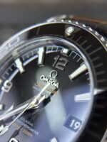 Omega Seamaster Planet Ocean Replica Watch Black Dial VS Factory 39.5mm - Image 5