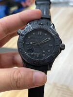 Omega Seamaster Replica Watch Black Ceramic Case Rubber Strap VS Factory 42mm - Image 3