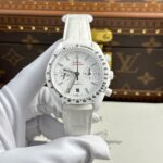 Omega Speedmaster White Side of The Moon White Ceramic Best Replica Watch 44mm - Image 2