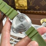 Panerai Submersible PAM01055 Replica Watches Green Dial Automatic Movement VS Factory 42mm - Image 12