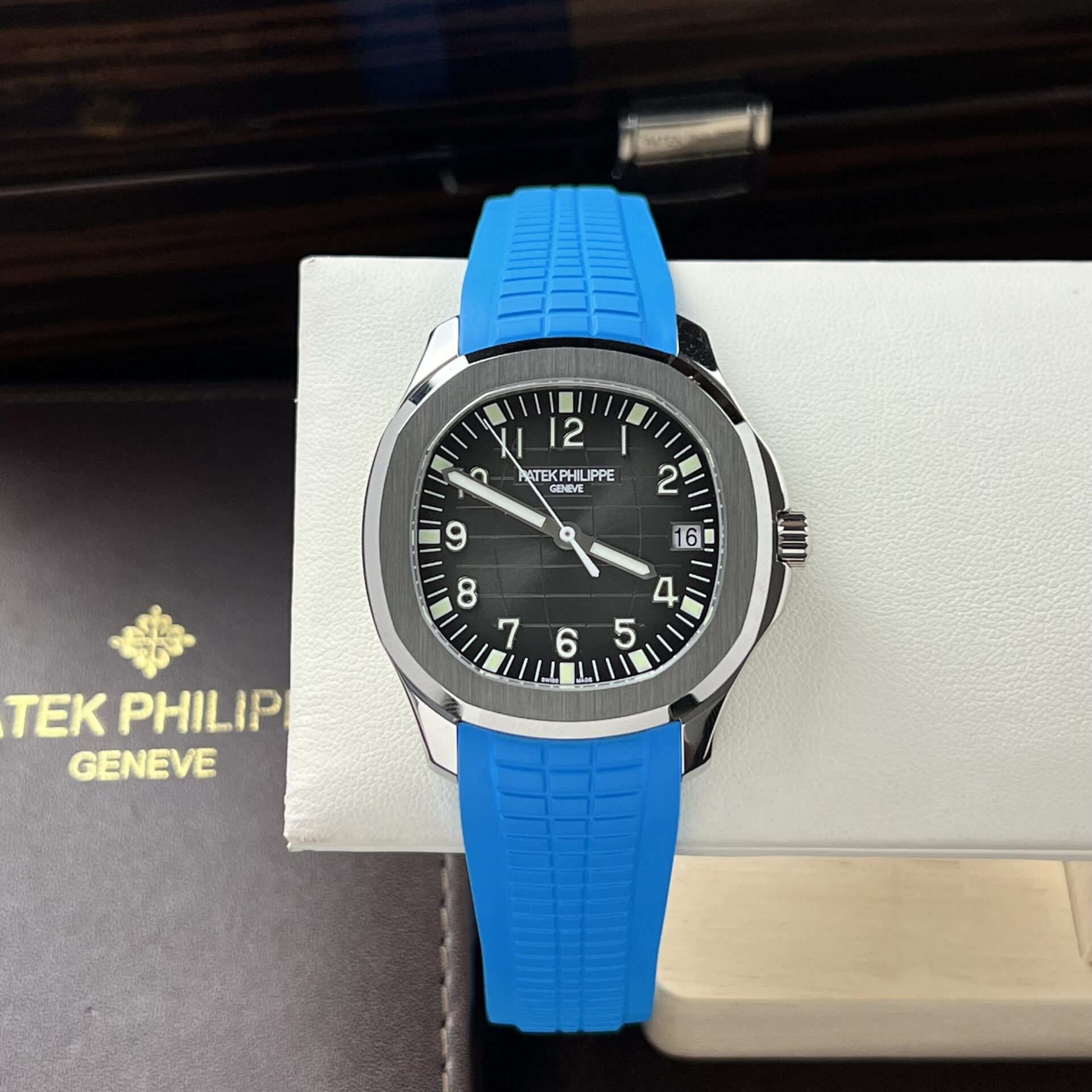Dong-Ho-Patek-Philippe-5167A-Replica-11-3K-Factory-Day-Xanh-40mm-4-scaled-1.jpg Patek Philippe Replica Watches 5167A Blue Rubber Strap 3K Factory 40mm - Image 1