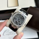 Patek Philippe 5712 Replica Watch Grey Dial GR Factory 40mm - Image 4