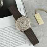 Patek Philippe Aquanaut 5062 Replica Watch Gold Wrapped Moissanite 35.6mm - Image 2