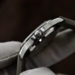 Patek Philippe Replica Watch Aquanaut 5067 Gray Dial Rubber Strap 35.6mm - Image 6