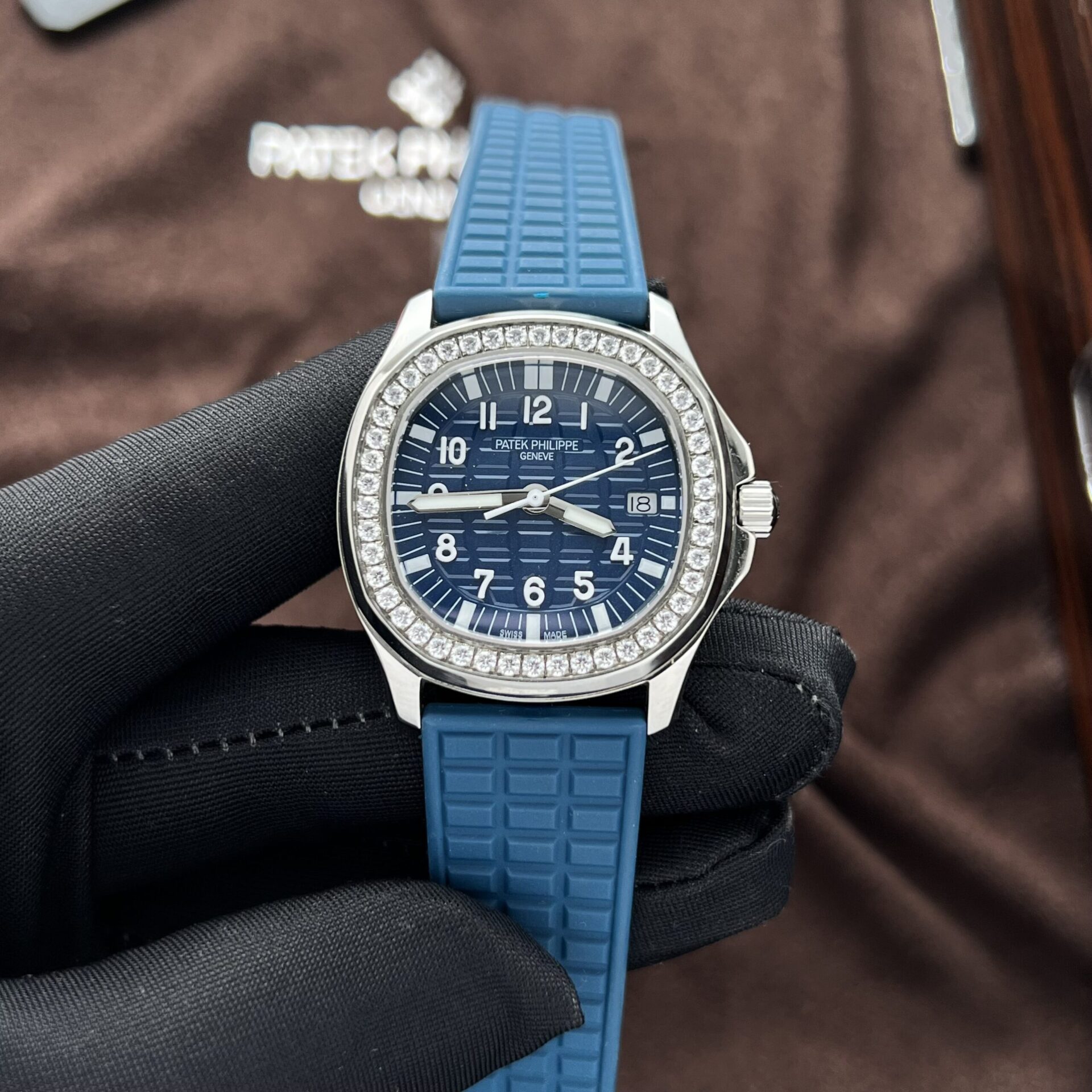 Dong-Ho-Patek-Philippe-Aquanaut-5067-Rep-11-Mau-Xanh-Duong-PPF-2-scaled-1.jpg Patek Philippe Aquanaut 5067 Fake Watch Blue Dial Rubber Strap PPF Factory 35.6mm - Image 1