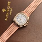 Patek Philippe Aquanaut 5072R Replica Watch Pink Strap Mother-Of-Pearl Dial 35.6mm - Image 3