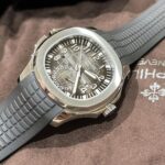 Patek Philippe Aquanaut 5164A Replica 1:1 Watch Gray Dial 40.8mm - Image 3