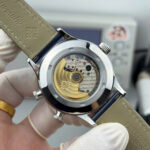 Patek Philippe Replica Watches Calatrava Pilot Travel Time 5524G Blue Dial Leather Strap 42mm - Image 7