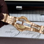 Patek Philippe Best Replica Watch Nautilus 5711 Gold Wrapped Brown Dial 3K Factory 40mm - Image 7