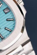 Patek Philippe Nautilus 5711 Tiffany Dial Metal Wire Imitation Watches BBF Factory 40mm - Image 7