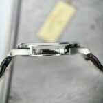Patek Philippe Nautilus 5711 Replica Watch Leather Strap Green Dial 40mm - Image 5