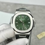 Patek Philippe Nautilus 5711 Replica Watch Leather Strap Green Dial 40mm - Image 2
