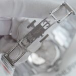 Patek Philippe Nautilus 5712 Fake Watches Cherry Dial Metal Strap GR Factory 40mm - Image 8