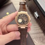 Patek Philippe Nautilus 5712 Replica 11 Watch Chocolate Dial GR Factory 40mm