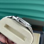 Patek Philippe Best Replica Watch Nautilus 5712 Custom Authentic Details 40mm - Image 7
