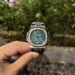 Patek Philippe Nautilus 5722G With Diamond Moissanite Replica 11 Watch 40mm - Image 2