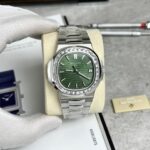 Patek Philippe Replica Watch Nautilus 5723 Green Dial 40mm - Image 2