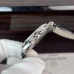 Patek Philippe Nautilus 5723 Replica 1:1 Watch Leather Strap Dark Blue Dial 40mm - Image 4