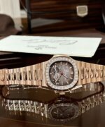 Patek Philippe Nautilus 5724 Replica Watch Gold Wrapped Diamond Moissanite 40mm - Image 3