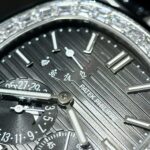 Patek Philippe Nautilus 5724G Replica Watch Gray Dial GRF 40mm - Image 4