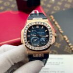Patek Philippe Replica Watch Nautilus 5724R Gold Wrapped GR Factory 40mm - Image 3