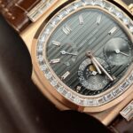 Patek Philippe Nautilus 5724R Replica Watch Gray Dial Factory GR 40mm - Image 4