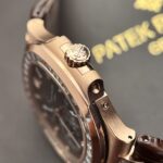 Patek Philippe Nautilus 5724R Replica Watch Gray Dial Factory GR 40mm - Image 6