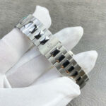 Patek Philippe Luxury Imitation Watches Nautilus 5726 Automatic Movement 40.5mm - Image 8