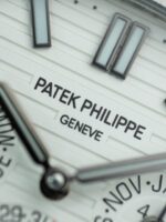 Patek Philippe Nautilus 5740 Replica Watches White Dial Automatic Movement 40mm - Image 4