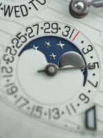 Patek Philippe Nautilus 5740 Replica Watches White Dial Automatic Movement 40mm - Image 5